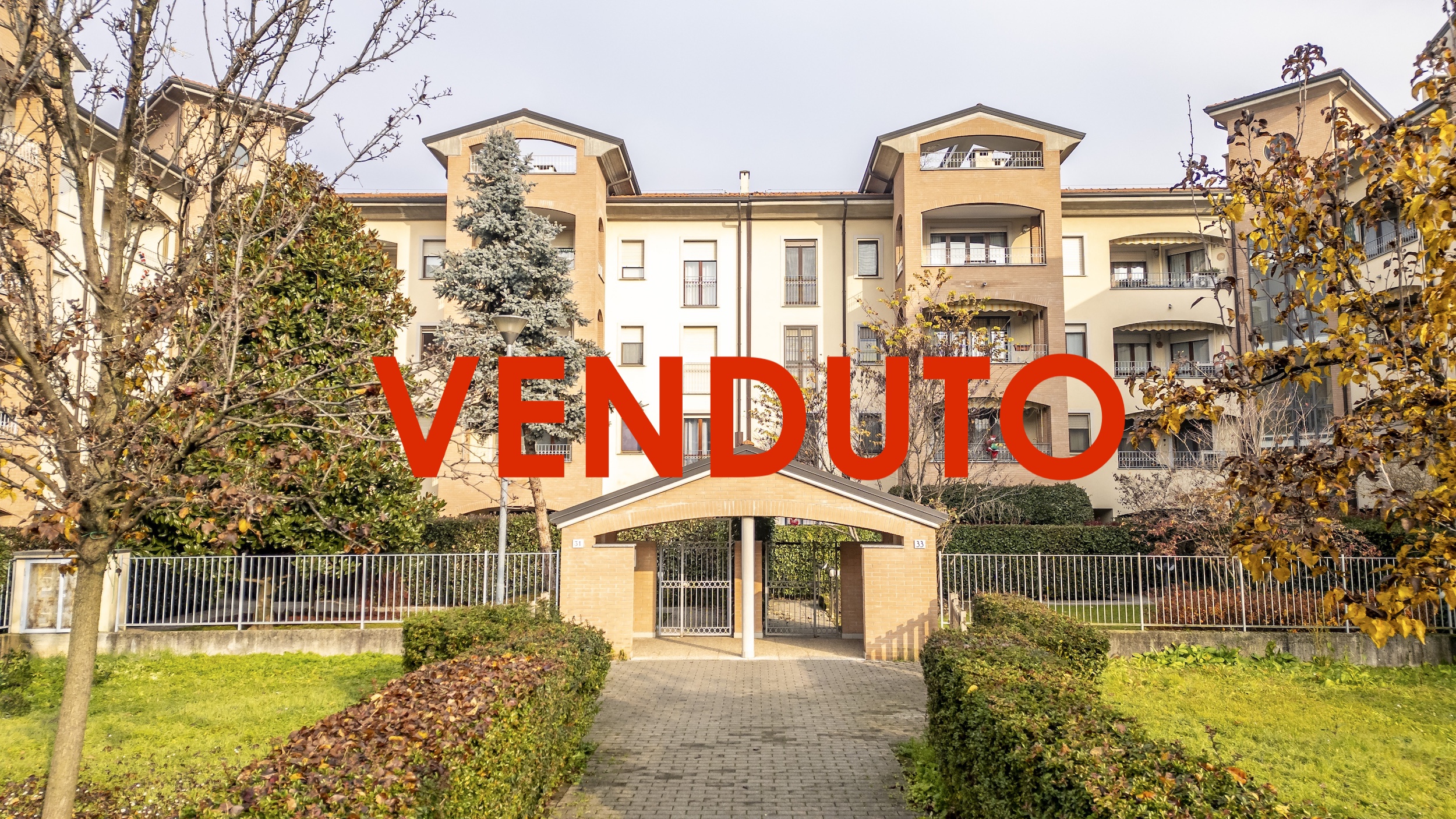 Monza, zona Policlinico, 3 locali con box